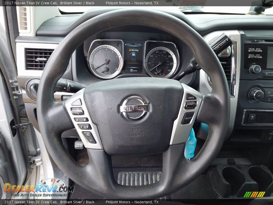 2017 Nissan Titan SV Crew Cab Steering Wheel Photo #15
