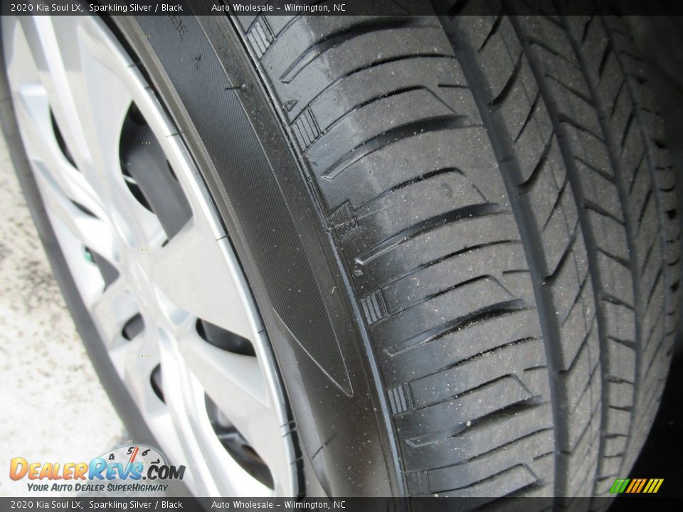 2020 Kia Soul LX Sparkling Silver / Black Photo #9