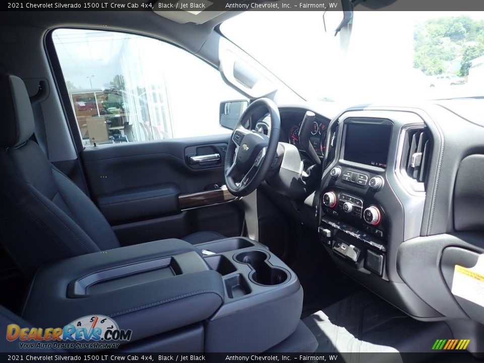 2021 Chevrolet Silverado 1500 LT Crew Cab 4x4 Black / Jet Black Photo #10