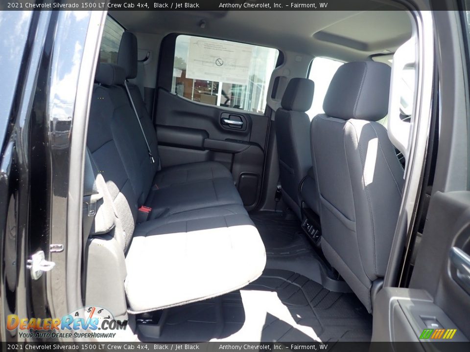 2021 Chevrolet Silverado 1500 LT Crew Cab 4x4 Black / Jet Black Photo #11