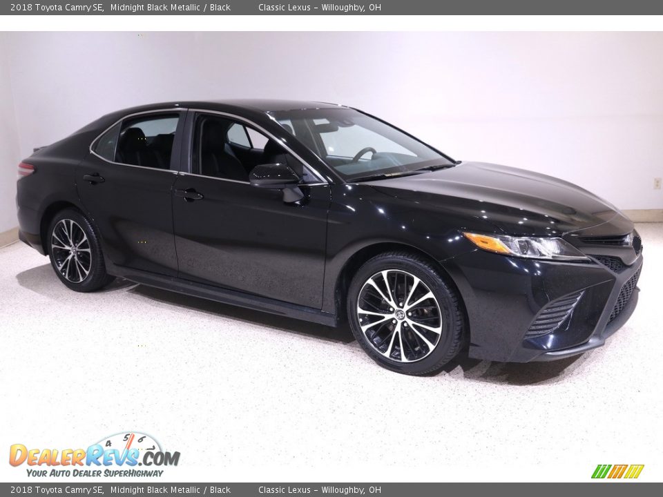 2018 Toyota Camry SE Midnight Black Metallic / Black Photo #1