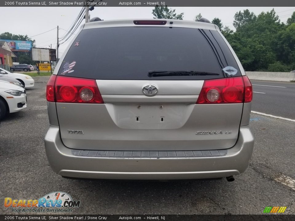 2006 Toyota Sienna LE Silver Shadow Pearl / Stone Gray Photo #5