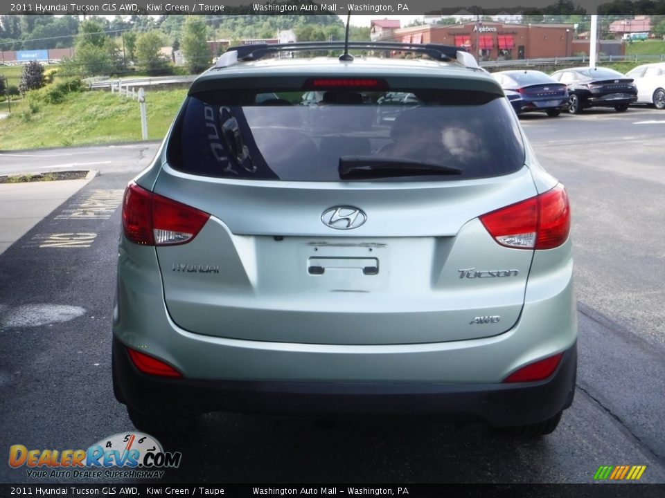 2011 Hyundai Tucson GLS AWD Kiwi Green / Taupe Photo #9