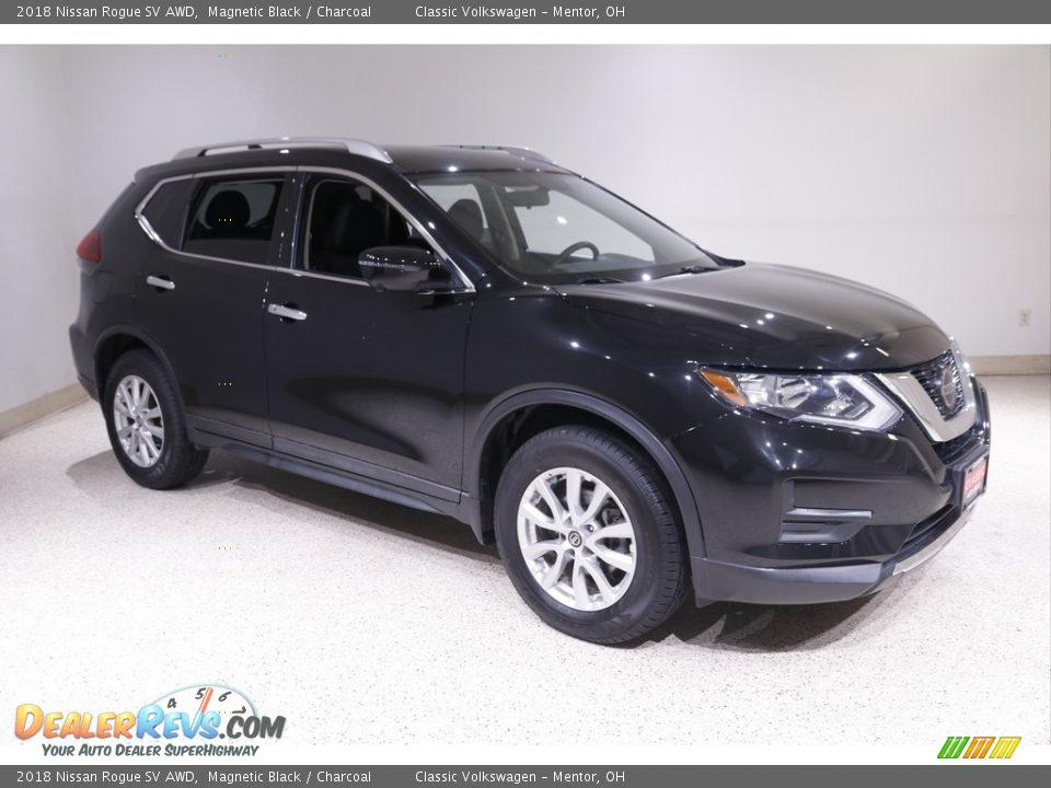 2018 Nissan Rogue SV AWD Magnetic Black / Charcoal Photo #1