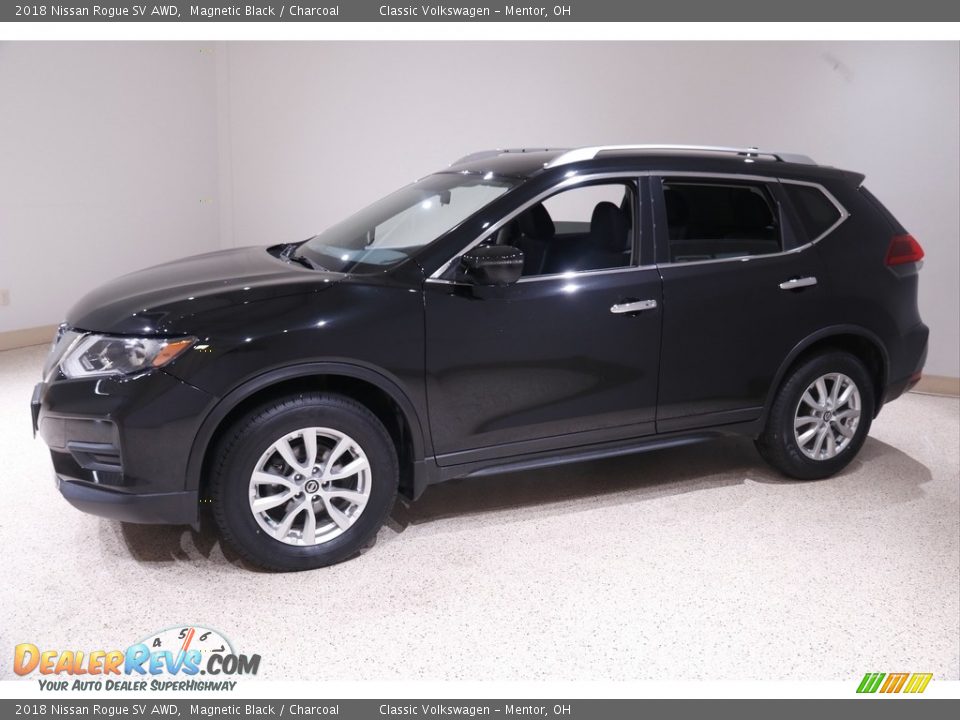 2018 Nissan Rogue SV AWD Magnetic Black / Charcoal Photo #3