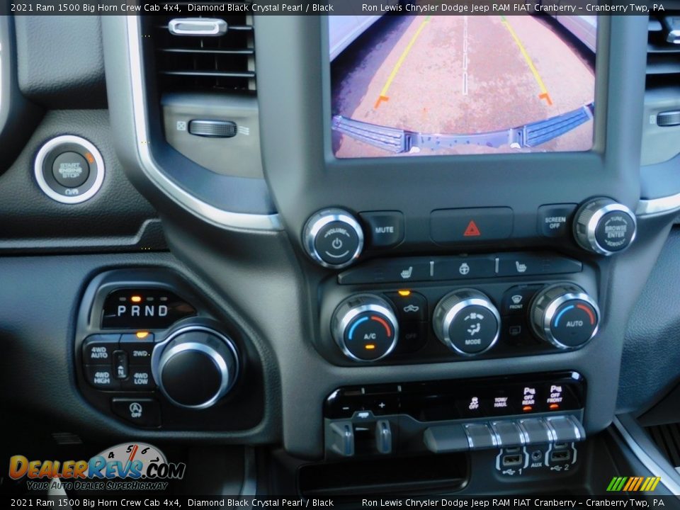 2021 Ram 1500 Big Horn Crew Cab 4x4 Diamond Black Crystal Pearl / Black Photo #18