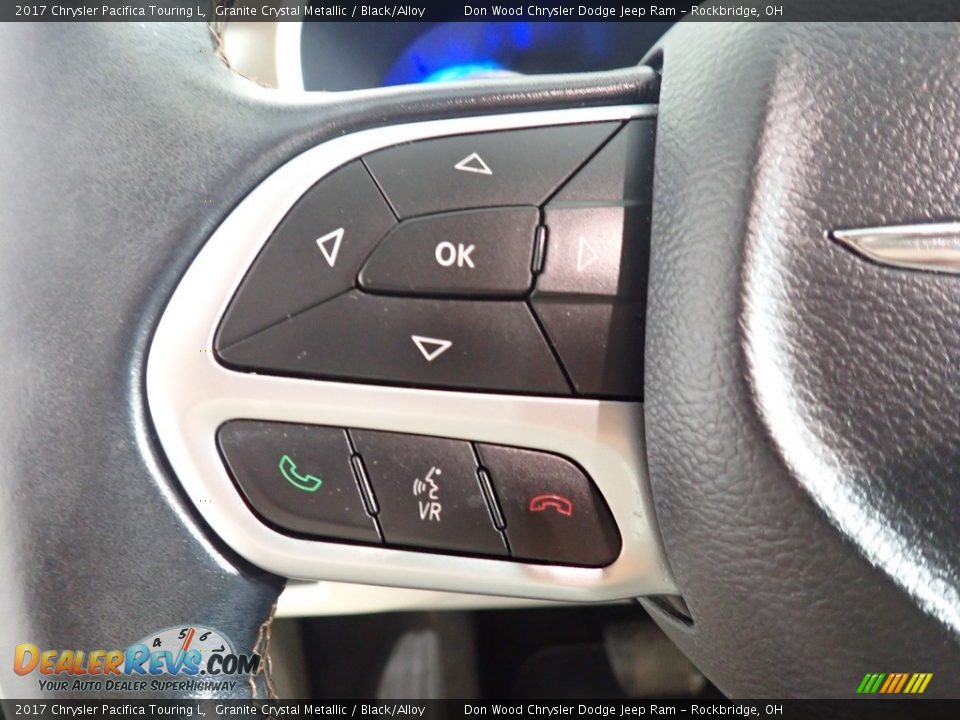 2017 Chrysler Pacifica Touring L Granite Crystal Metallic / Black/Alloy Photo #27