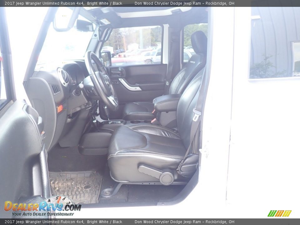 2017 Jeep Wrangler Unlimited Rubicon 4x4 Bright White / Black Photo #17