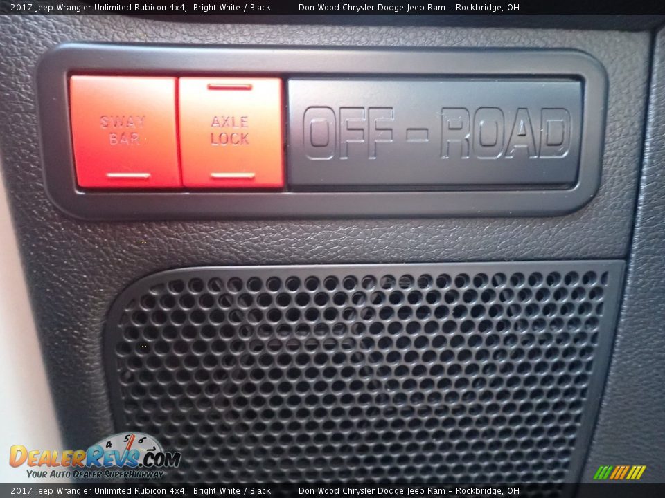 2017 Jeep Wrangler Unlimited Rubicon 4x4 Bright White / Black Photo #22