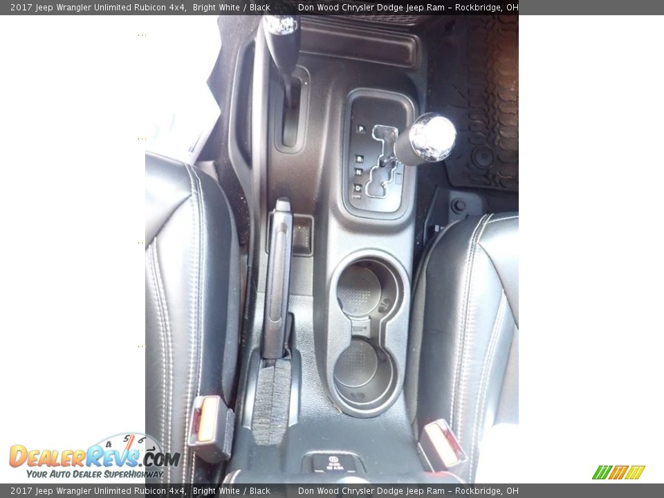 2017 Jeep Wrangler Unlimited Rubicon 4x4 Bright White / Black Photo #26