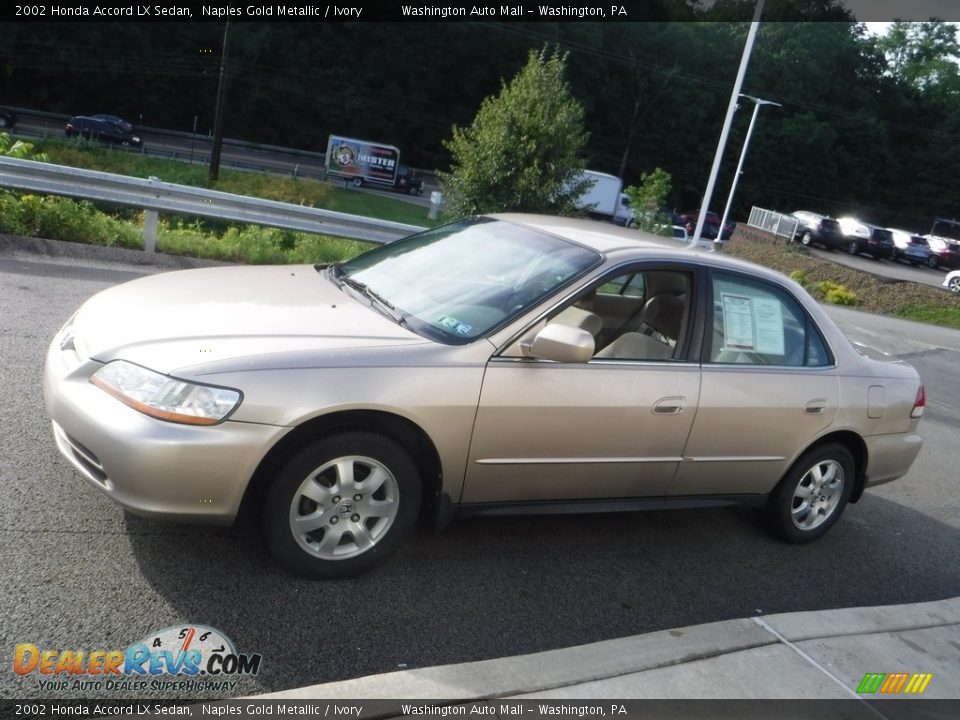 2002 Honda Accord LX Sedan Naples Gold Metallic / Ivory Photo #9