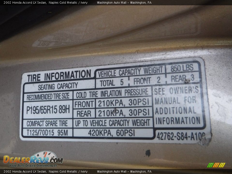 2002 Honda Accord LX Sedan Naples Gold Metallic / Ivory Photo #23