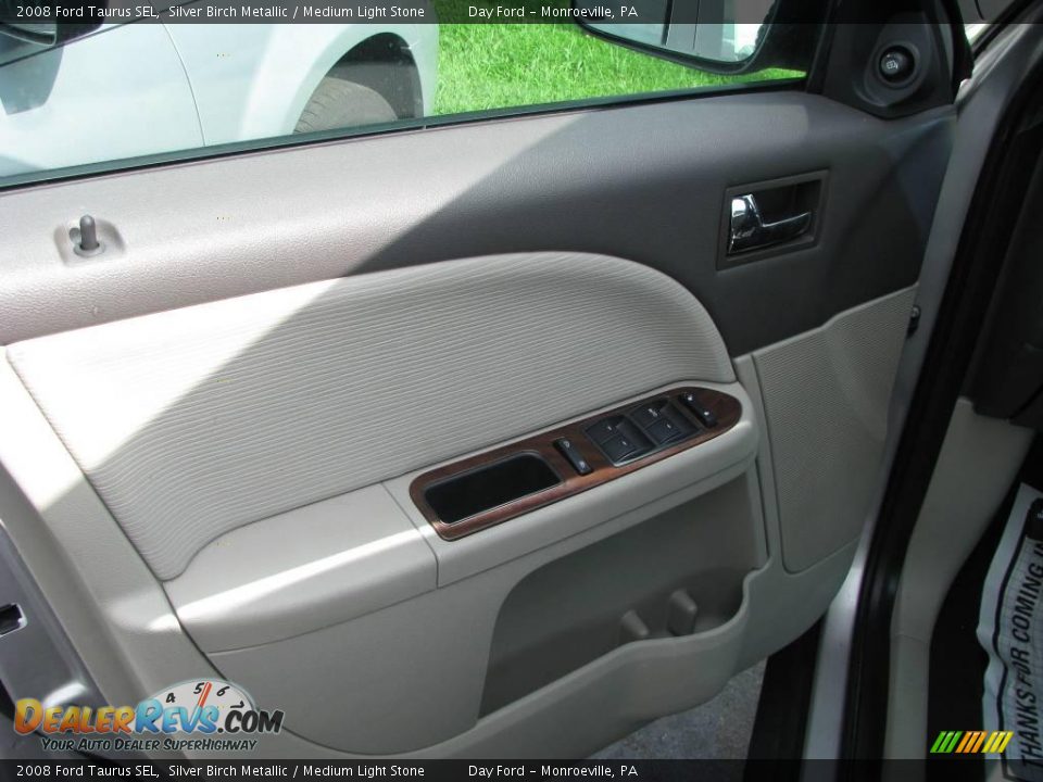 2008 Ford Taurus SEL Silver Birch Metallic / Medium Light Stone Photo #12