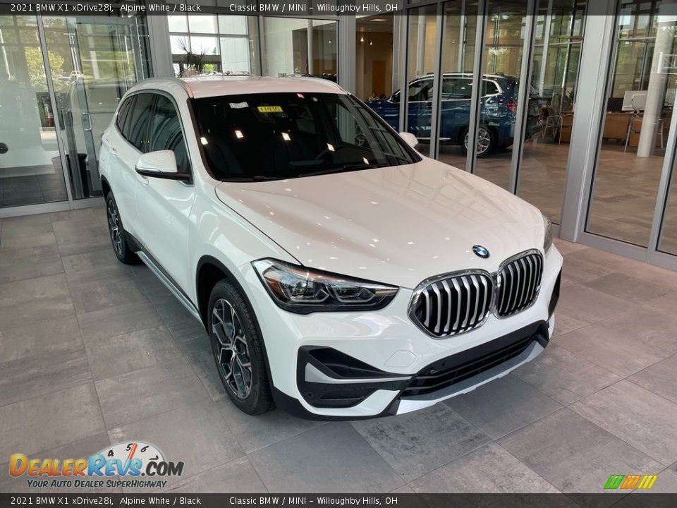 2021 BMW X1 xDrive28i Alpine White / Black Photo #1