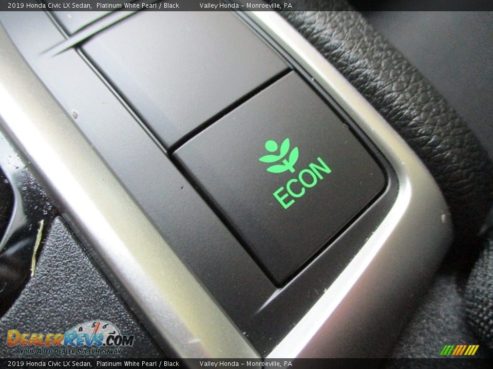 2019 Honda Civic LX Sedan Platinum White Pearl / Black Photo #18