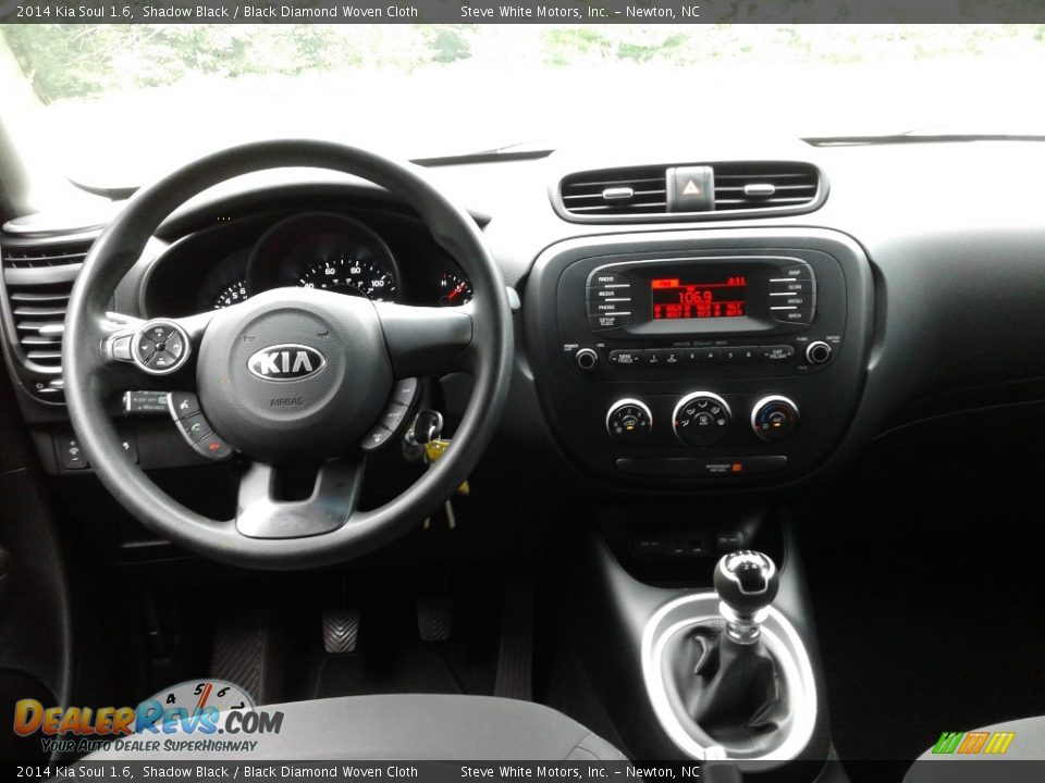 2014 Kia Soul 1.6 Shadow Black / Black Diamond Woven Cloth Photo #18