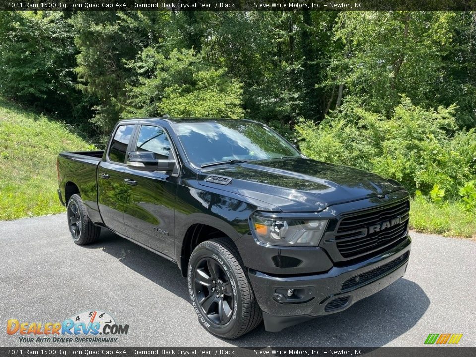 Front 3/4 View of 2021 Ram 1500 Big Horn Quad Cab 4x4 Photo #4