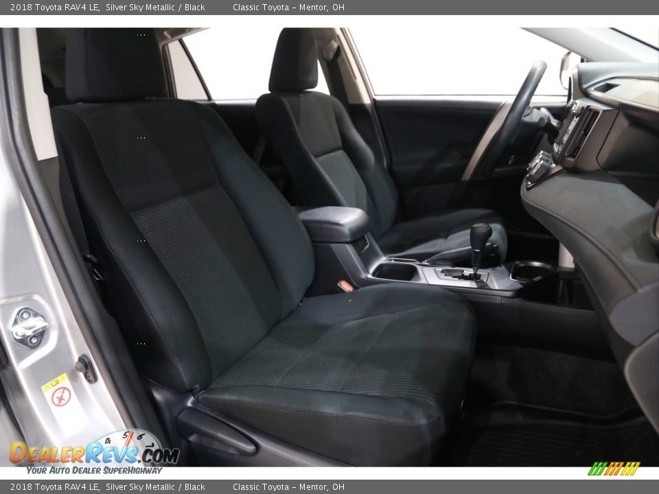 2018 Toyota RAV4 LE Silver Sky Metallic / Black Photo #13