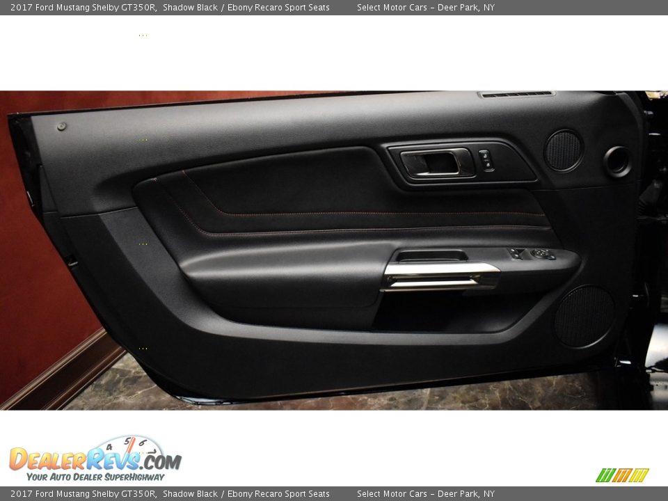 Door Panel of 2017 Ford Mustang Shelby GT350R Photo #19