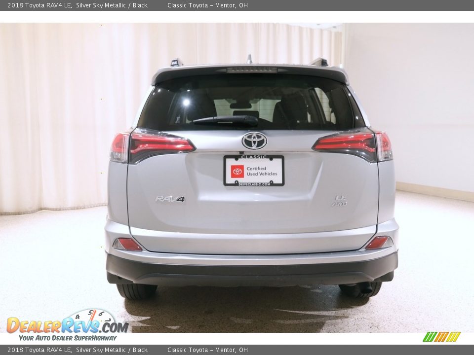 2018 Toyota RAV4 LE Silver Sky Metallic / Black Photo #16