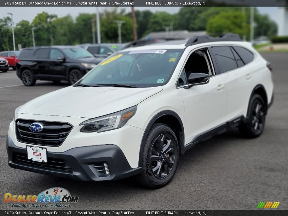 2020 Subaru Outback Onyx Edition XT Crystal White Pearl / Gray StarTex Photo #1