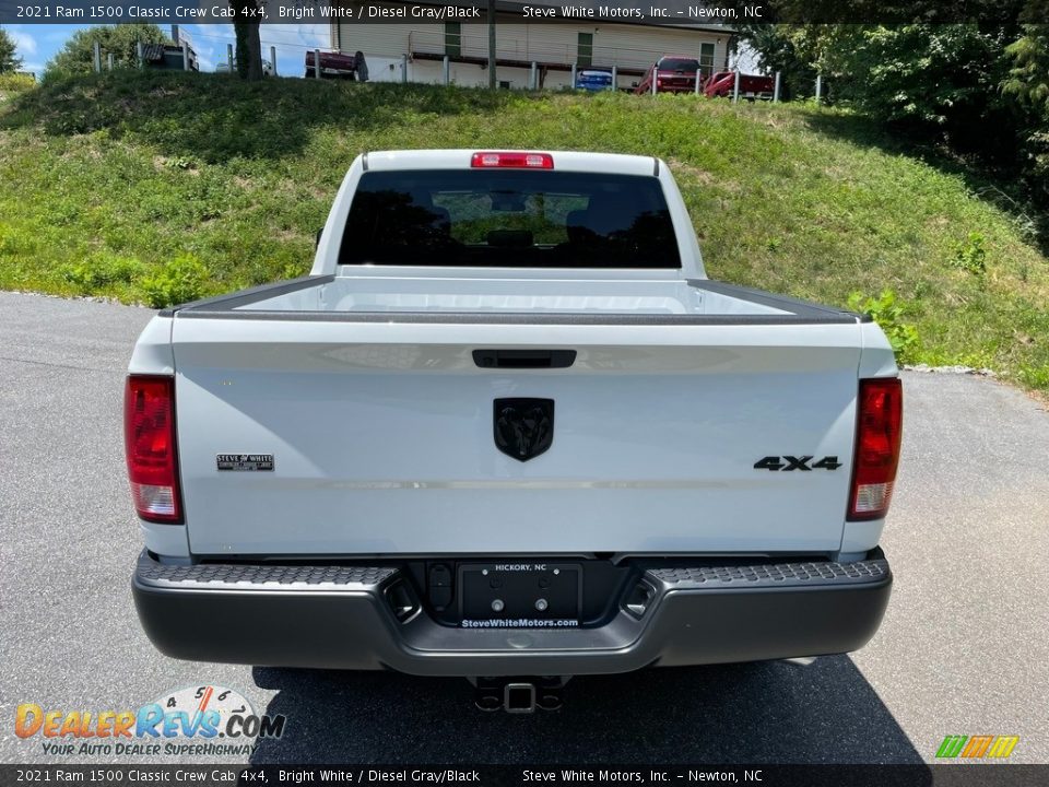 2021 Ram 1500 Classic Crew Cab 4x4 Bright White / Diesel Gray/Black Photo #7