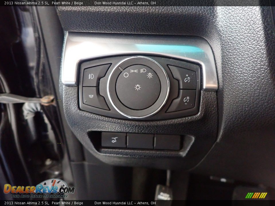 2013 Nissan Altima 2.5 SL Pearl White / Beige Photo #34