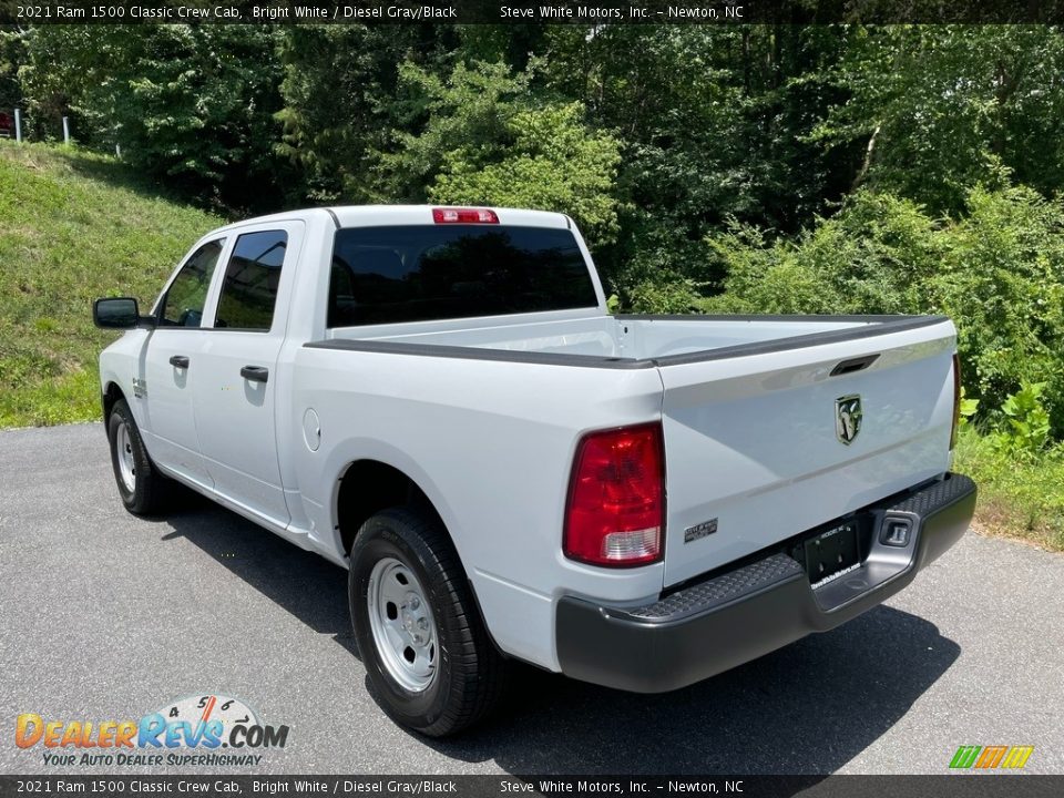 2021 Ram 1500 Classic Crew Cab Bright White / Diesel Gray/Black Photo #9