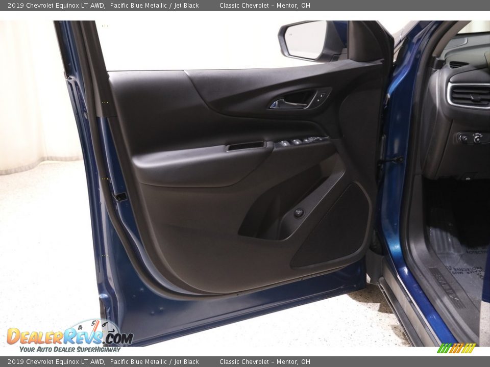 2019 Chevrolet Equinox LT AWD Pacific Blue Metallic / Jet Black Photo #4