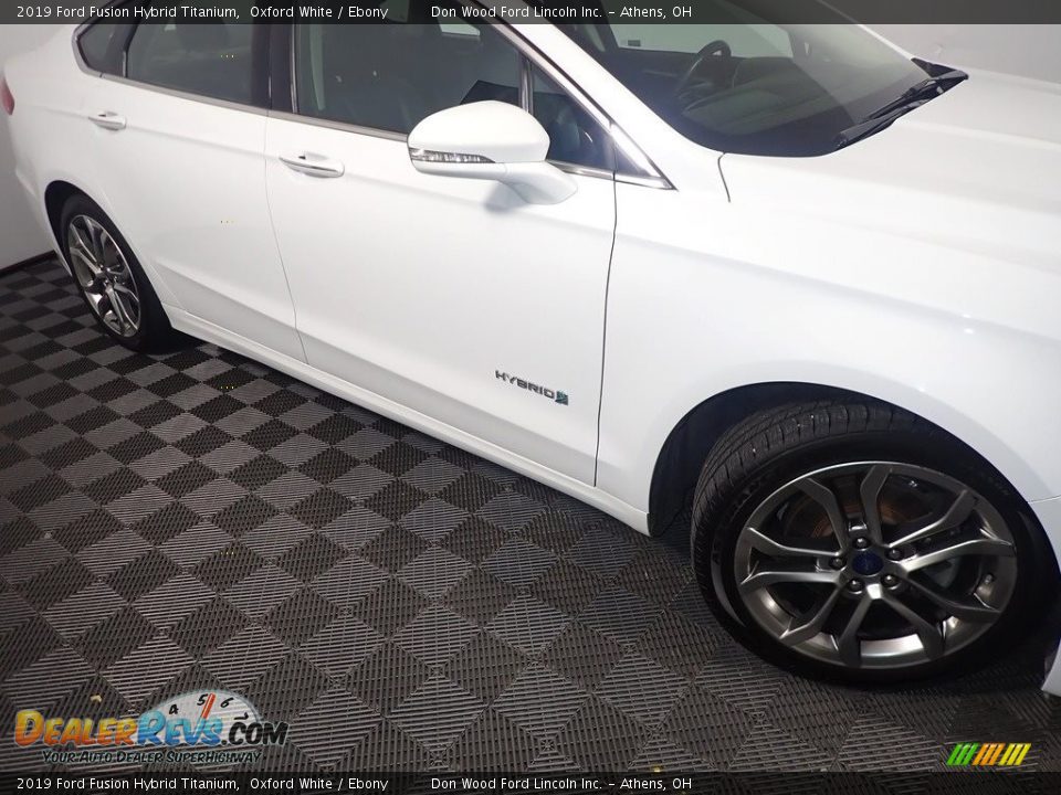 2019 Ford Fusion Hybrid Titanium Oxford White / Ebony Photo #6