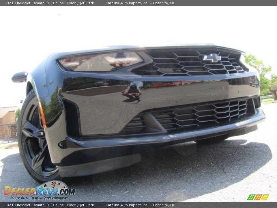 2021 Chevrolet Camaro LT1 Coupe Black / Jet Black Photo #2