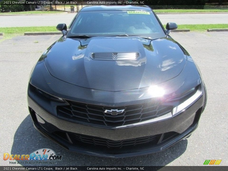2021 Chevrolet Camaro LT1 Coupe Black / Jet Black Photo #5