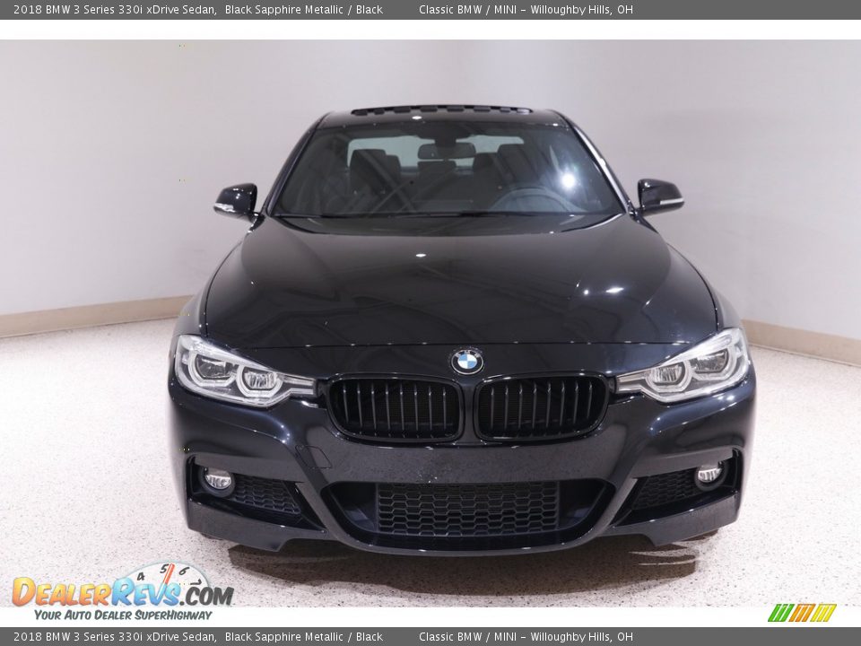 2018 BMW 3 Series 330i xDrive Sedan Black Sapphire Metallic / Black Photo #2