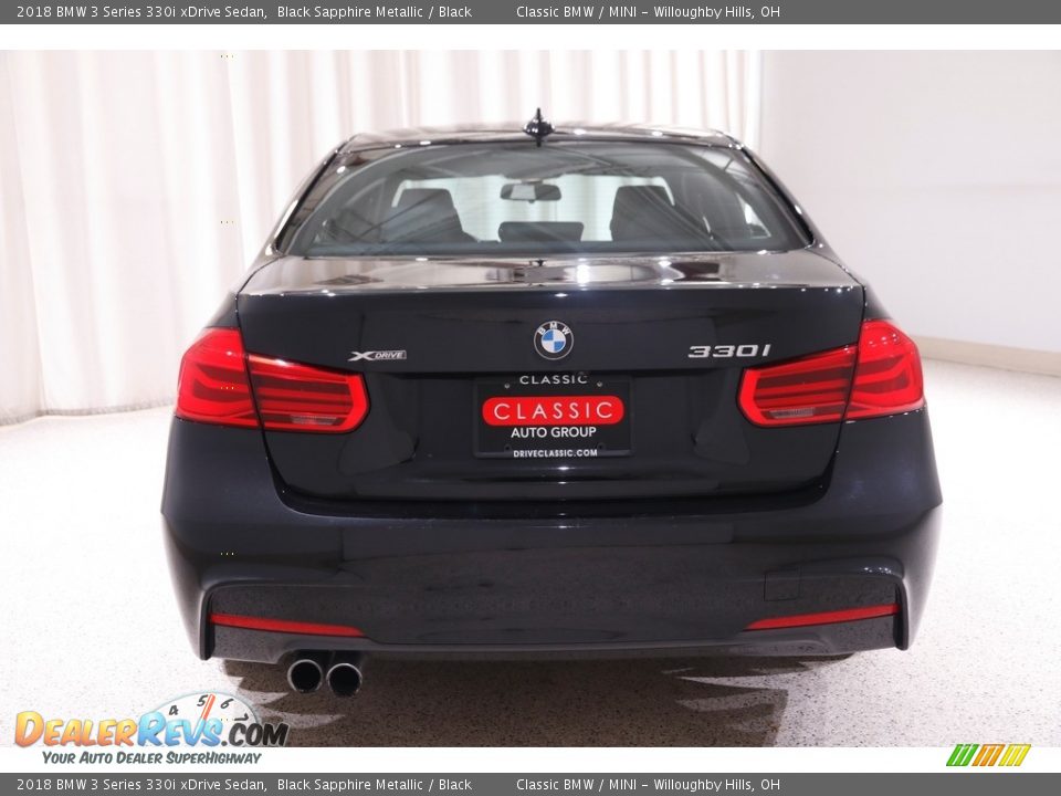 2018 BMW 3 Series 330i xDrive Sedan Black Sapphire Metallic / Black Photo #21