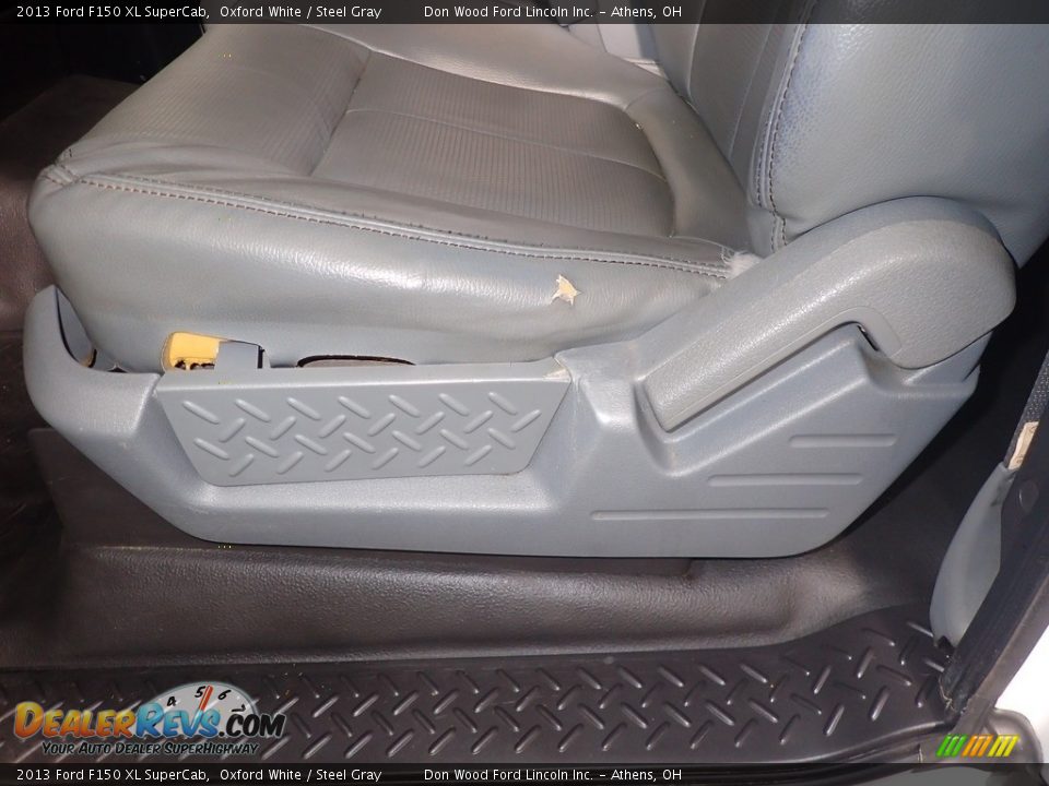 2013 Ford F150 XL SuperCab Oxford White / Steel Gray Photo #22