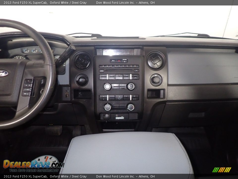 2013 Ford F150 XL SuperCab Oxford White / Steel Gray Photo #24