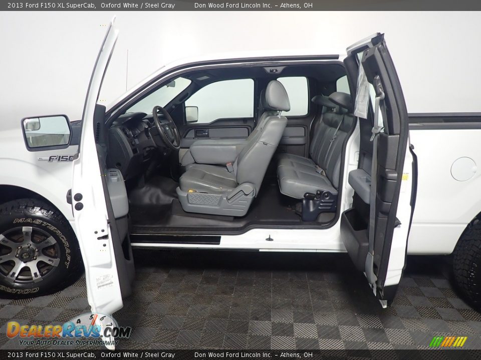 2013 Ford F150 XL SuperCab Oxford White / Steel Gray Photo #31