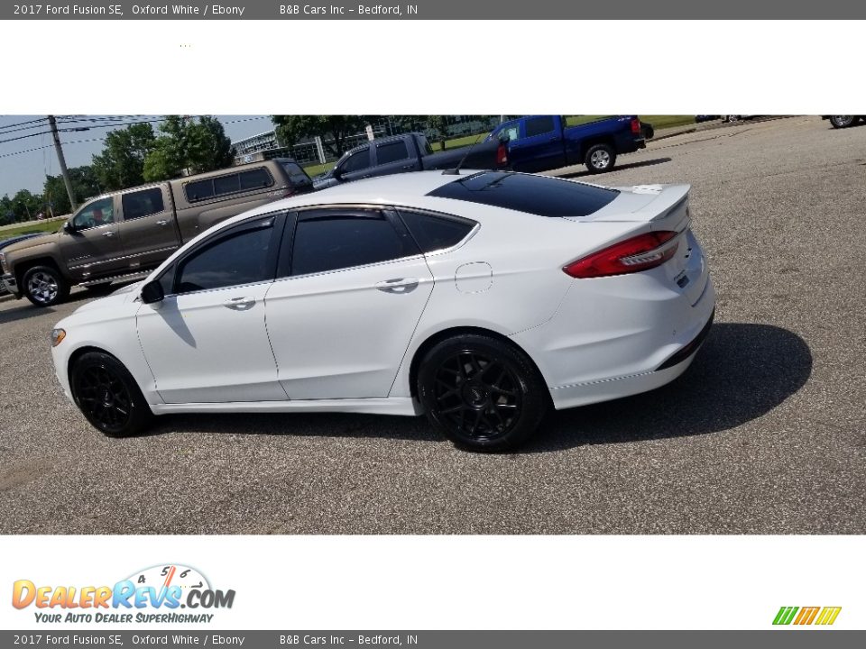 2017 Ford Fusion SE Oxford White / Ebony Photo #6