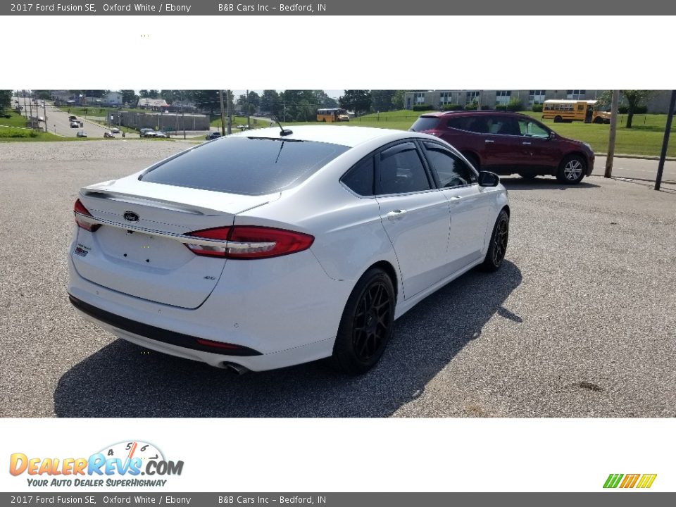 2017 Ford Fusion SE Oxford White / Ebony Photo #8