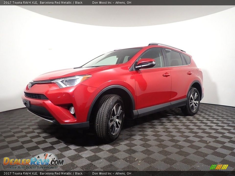 2017 Toyota RAV4 XLE Barcelona Red Metallic / Black Photo #9