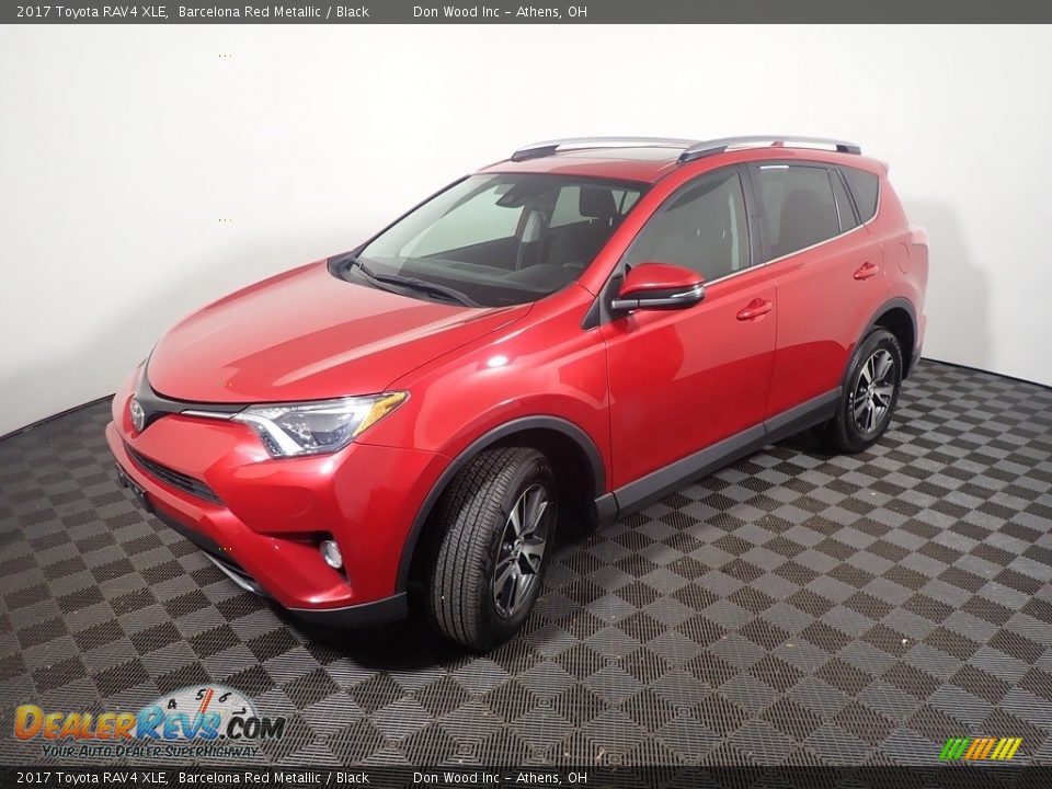 2017 Toyota RAV4 XLE Barcelona Red Metallic / Black Photo #10