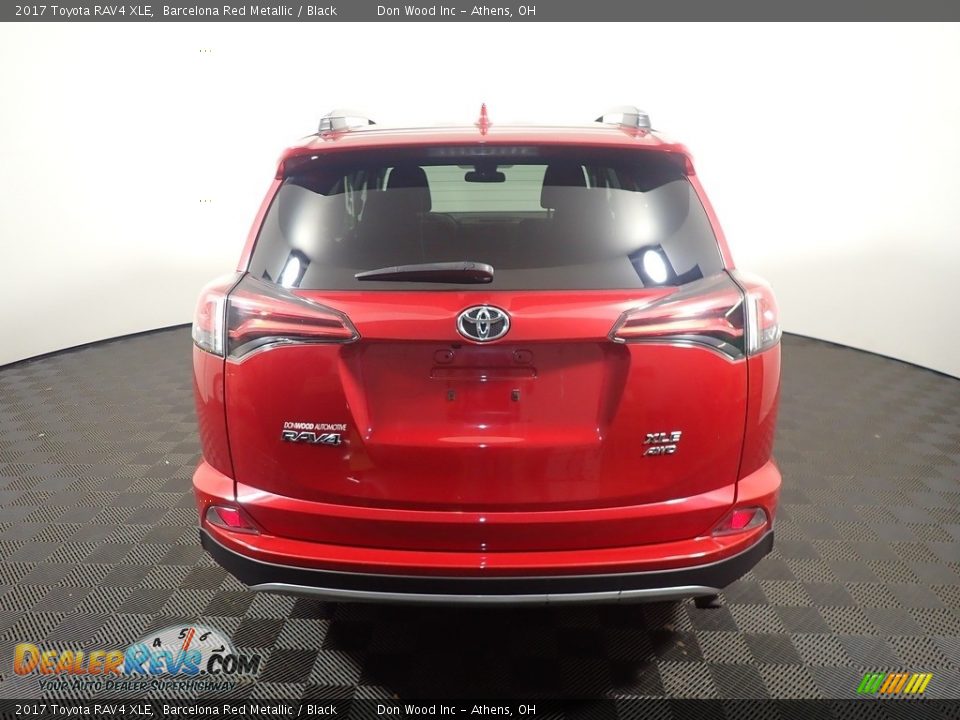 2017 Toyota RAV4 XLE Barcelona Red Metallic / Black Photo #14