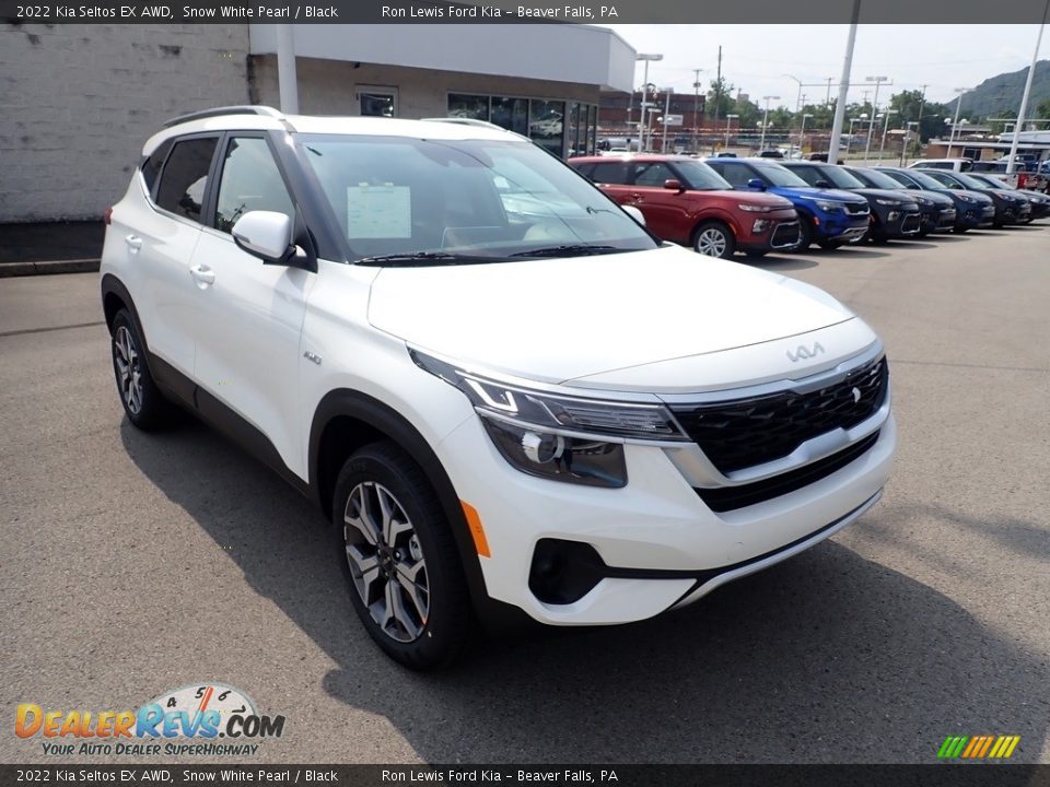 2022 Kia Seltos EX AWD Snow White Pearl / Black Photo #3