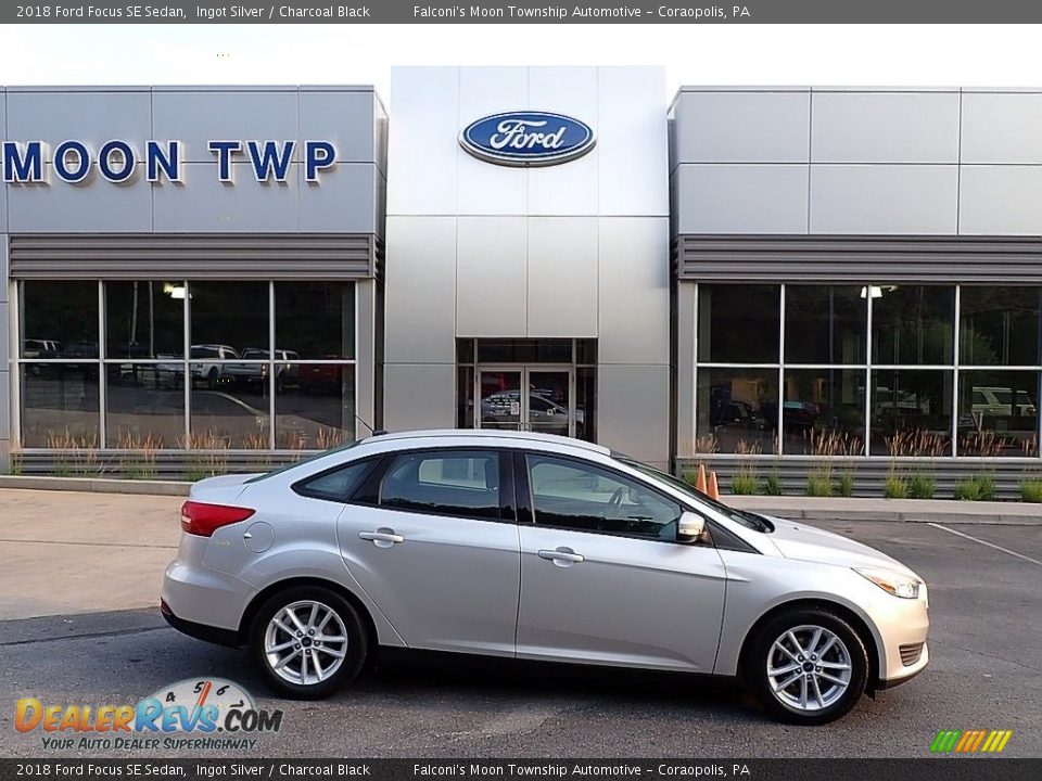 2018 Ford Focus SE Sedan Ingot Silver / Charcoal Black Photo #1