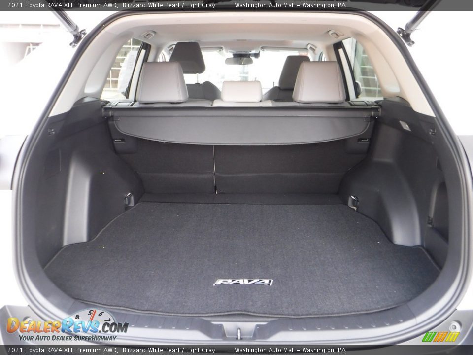 2021 Toyota RAV4 XLE Premium AWD Blizzard White Pearl / Light Gray Photo #33