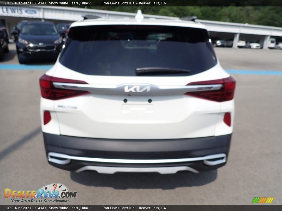 2022 Kia Seltos EX AWD Snow White Pearl / Black Photo #8