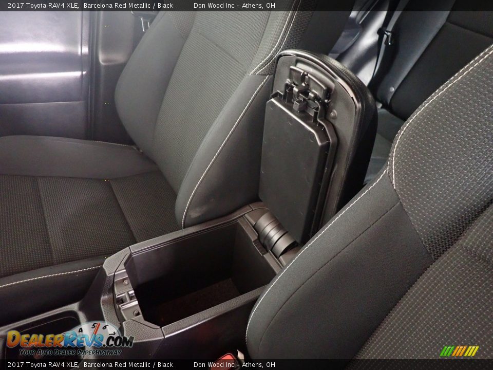 2017 Toyota RAV4 XLE Barcelona Red Metallic / Black Photo #34
