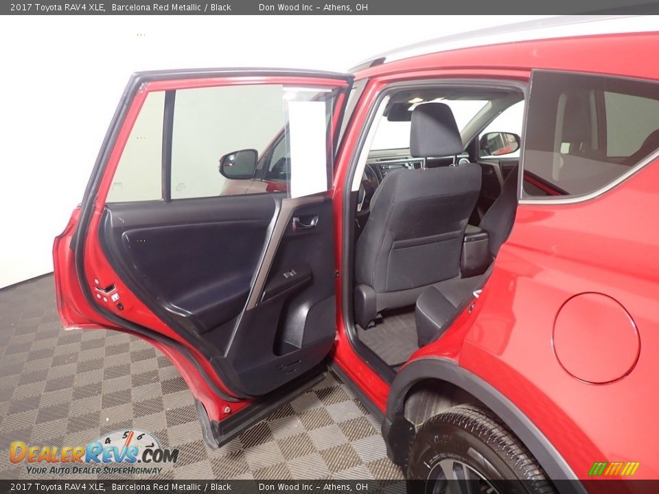 2017 Toyota RAV4 XLE Barcelona Red Metallic / Black Photo #35