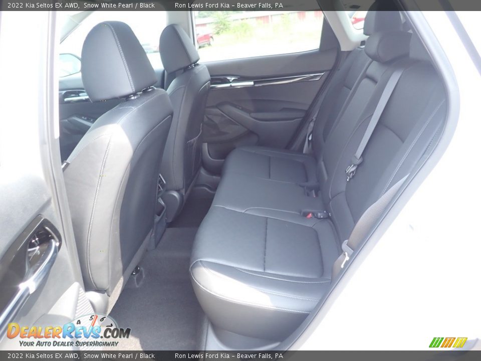 2022 Kia Seltos EX AWD Snow White Pearl / Black Photo #13