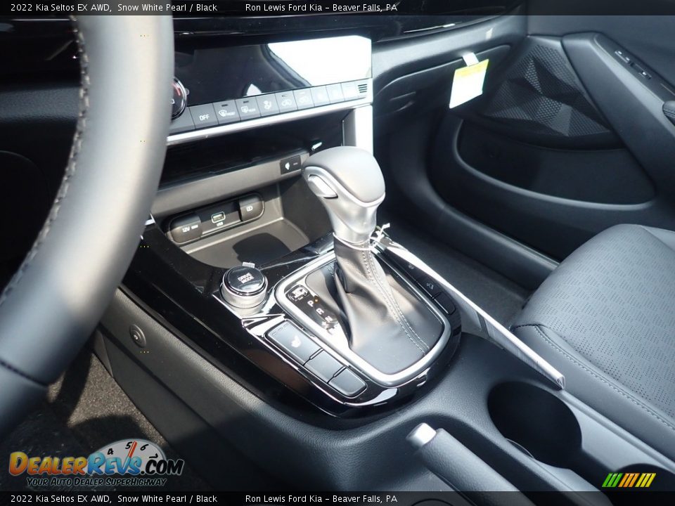 2022 Kia Seltos EX AWD Snow White Pearl / Black Photo #17